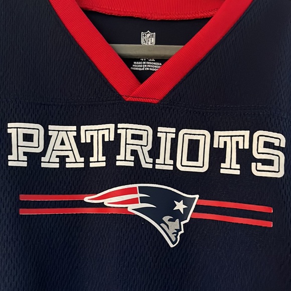 NFL Patriots kids unisex jersey shirt 4T - Picture 2 of 4